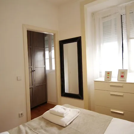 Shortstayflat - Piedade Appartement Lissabon